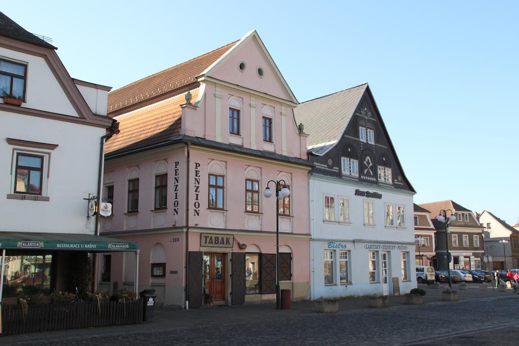 库德拉酒店 Česká Kamenice 外观 照片