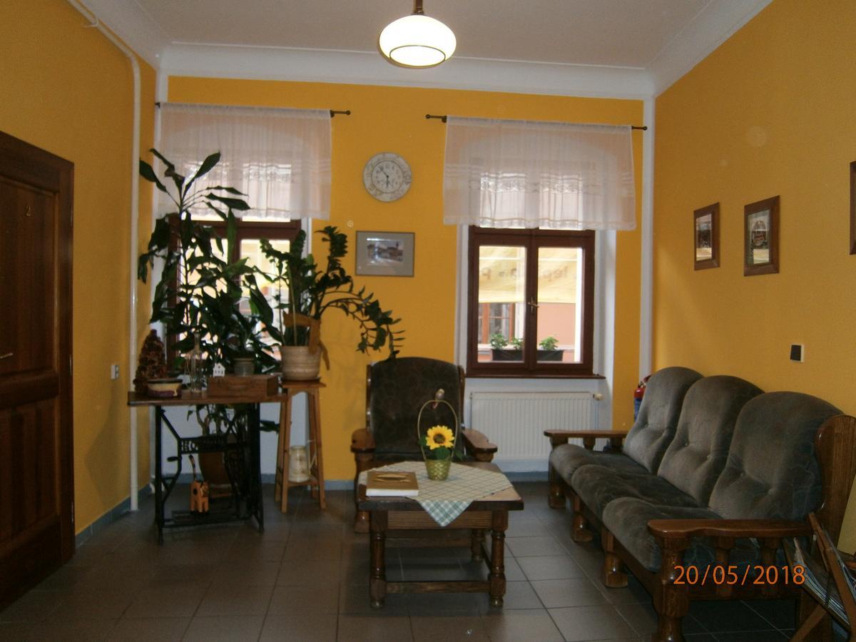 库德拉酒店 Česká Kamenice 外观 照片